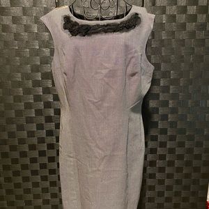 Jones Wear Sleeveless Mid Length Dress